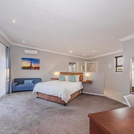 Le Petit Fillan Hotel Sandton Luaran gambar