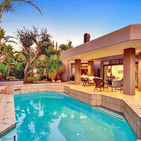 Le Petit Fillan Hotel Sandton Luaran gambar